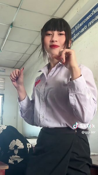 G'gi Lor (@ggi.lor)’s videos with nhạc nền - Funny
