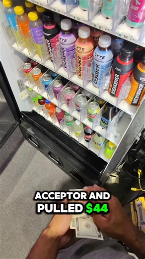 Restocking & Cash Collection from $1,000 Drink Vending Machine #vending #shorts #sidehustles #foryou