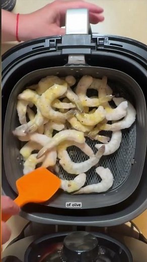 How to make shrimp in the air fryer from frozen to perfectly cooked! #Shrimp #AirFryer