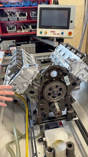 Before and after on a 6.7L Powerstroke - we love these #powerstroke #autoshop #enginebuild #enginebuilding #enginerebuild #enginerepair | Dave's Engines
