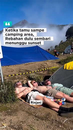 Rebahan santai bule di gunung Rinjani #rinjani #hiking #mountains #travel #fypシ #viral