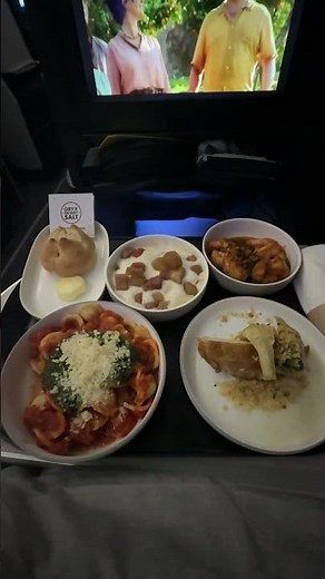 Jet Blue Mint First Class Is A Must Try #travel #adventure #firstclass ‪@jetblue‬ #mint