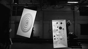 Box -Creators 2013年的机械臂 屏幕组成的数字媒体装置艺术