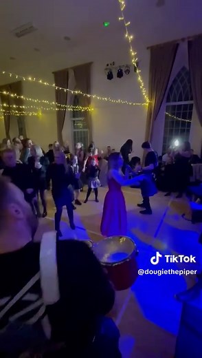 New Year Celebration with Drums N’ Roses and Bagpipes