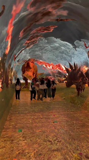 Scary Dinosaurs‼️ Here at @Space & Time Cube PH 🇵🇭 Come and visit now!! 🦖💫🚀 🎟️Ticket are available for walk-in and klook purchase. ⏳No Time Limit 😉 ⏰Open 10am-10pm 😊 📍5th Floor, The Block-SM North Edsa.🇵🇭 📍Level 1, S Maison Mall at Conrad Pasay City.🇵🇭 #viral #dino #foryou #fyppppppppppppppppppppppp #trending?song🔥fyp📣foryou