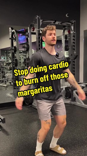 Stop doing so much cardio to burn off fat 🤨 #fatlosshelp #womenworkouts #builtbydawson