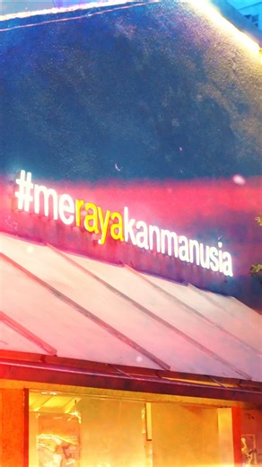 Dari tempat nongkrong favorit, jadi Coffee Carnival Ground.☕ 8–21 Desember di Toko Kopi Manusia Gandaria⏰ Datang untuk kopi, stay untuk misi, merch, dan momen cosplay🐧 #tastethevictory #pubgmcoffeecarnival #coffeecarnival #pubgmngopiyuk #PUBGMOBILE #PUBGM410 #PUBGMOBILEINDONESIA #PUBGMainSalju | PUBG MOBILE