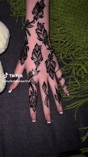Black Henna Tutorial: Create Stunning Designs