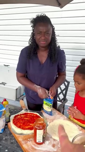 Pizza not going well as planned 😭 🍕 | A Life Less Scripted