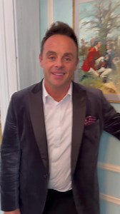 621K views · 4.2K reactions | Discovering distant relations behind the scenes at Bigwig Manor… 類 #SaturdayNightTakeaway | Ant and Dec | Facebook