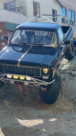 박길호 on Instagram: "That very first test run… No matter how many times I do it, that dopamine rush always hits. Pure bliss. 🤌✨ Chassis @vanquishproducts Vs4-10 Body @rc4wd Scottsdale K10 Esc&motor @hobbywing Fusion pro 2300kv 2in1 Tire @prolineracing Bfgoodrich Km3 Mt #scalerccrawler #vanquishproducts #rc4wd #scalerctruck #rccrawler #offroadrc #vs410 #rockcrawling #rctruck #custombuild"