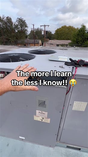 The more I learn the less I feel I know! Someone just mentioned it’s also called a stinger leg. What other names do you know for the same thing? 👇 Happy HVACing #hvac #hvacservicetech #hvacapprentice