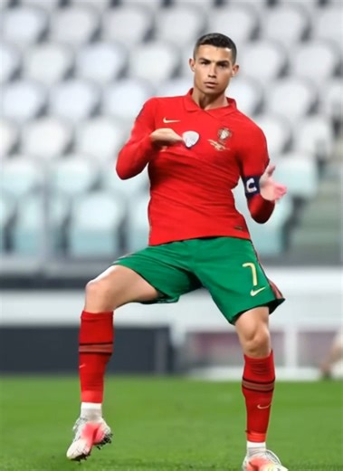 #Ronaldo #Cr7 #chanel #tyla | thiago messi