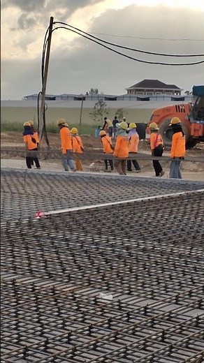 Road Rebar Installation: Laying Steel Mesh for Concrete Pavement