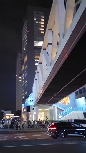 JR新宿駅 南口付近 甲州街道 ドコモタワー ミロードデッキ 20250925 Google Pixel 5a