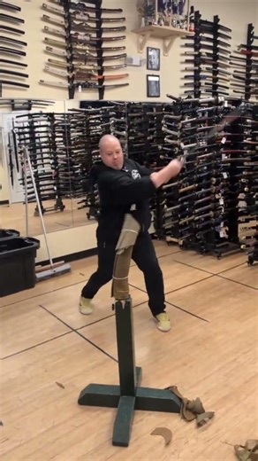 sword testing: cutting with the 40mm wide samgakdo