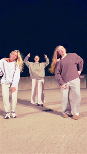 💃💃💃 #foryoupage #repost #triodance #trending | dance