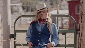 Wrangler TV Spot, 'Dear Wild Horses' Featuring Lainey Wilson