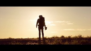 Cargo nos muestra un nuevo Trailer, donde nos detalla más de como Martin Freeman intentará salvar a su hija en un mundo post-Apocaliptico. ¿No sabes de que se trata? -> https://www.alertageekchile.cl/2018/03/07/la-nueva-propuesta-netflix-cargo/ | Alerta Geek