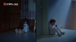 Scared to death! The parents are getting divorced and the two children run away from home together late at night. #PleaseBeMyFamily #XieBinbin #ZhengQiuhong #MangotvSweetdrama #highlights #dramatic #cdrama | Mangotv Sweetdrama