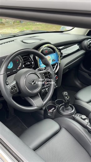 Découvrez la MINI 102cv Édition Camden chez ModernMini !