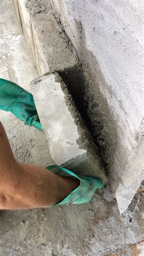 Brick laying day 1 - Aircrete Dome Home