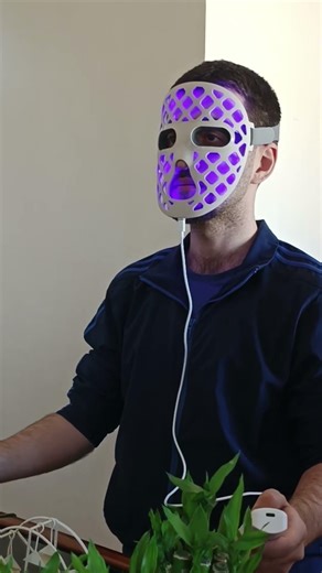 Turn your skincare moment into a glow ritual.O-AGE LED Face Mask. Easy to wear, easy to love.