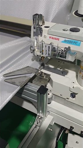 Fabric chainstitch sewing machine. #machine #sewing