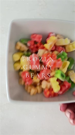 Experimento con ositos de goma congelados