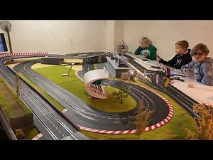 Carrera D132 Slotcar Garage-Track Impressions