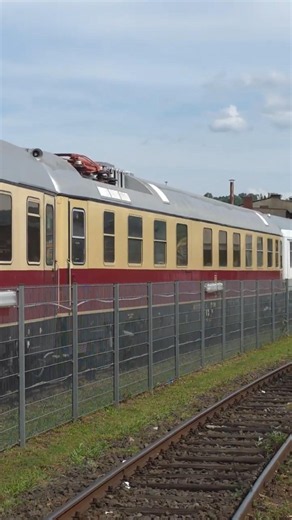 E03 001 mit TEE Wagen daneben incl. Speisewagen mit Pantograph DM Museum Koblenz 25 Jahre Sommerfest