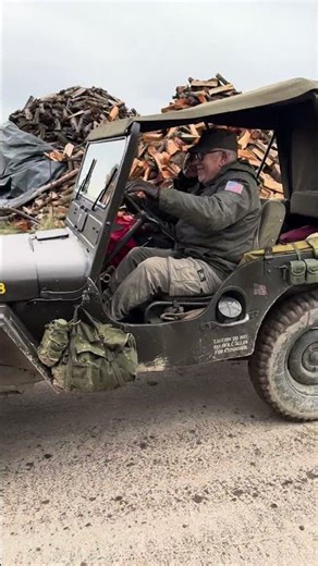 El veterano guerrero Jeep M38 #willysjeep #carrestorationproject