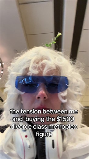 decisions were certainly considered // #tfcon #tfconchicago #tfconchicago2025 #transformers #transformersfigures