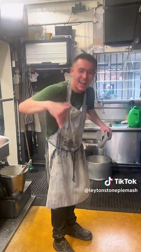 Traditional Pie and Mash since 1926 in Leytonstone