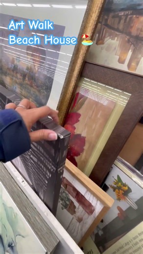 Art Walk Beach House #ThriftArts#thriftedtreasures #thriftfinds #thriftstorefinds
