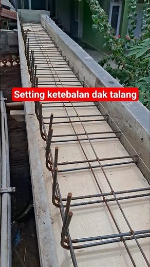 How to set the thickness and slope of the gutter roof