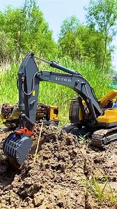 10K views · 85 reactions | Rc Excavator Remote Control Metal Excavator Toys #Excavator #toys #cars #rc #rccar #rctoys #offroad #rubicon #fyp #toyrc #reels #trucktoy #rc #rctruck #rctrucks | RC KN | Facebook