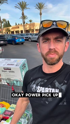 Noah Grimé | Fit Dad Coach on Instagram: "If you are not reloading on the main staples that are helping you stay energized, recovered, and at your best. Then you gotta start renaming your grocery visits. 👊🏼 #PowerPickUp #MacroMission #PowerHour Like the rest of you, sometimes we got a haul ass down to the store to reload on some crucial items. Here is an example of what I call my “Power Pick Up” 10 items are less that are gonna hit hard in your next upcoming meals. In and out in 10 minutes. (I