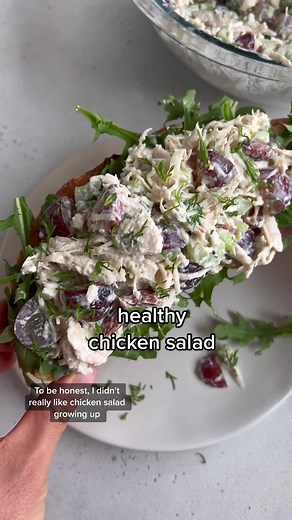 Healthy Chicken Salad with Grapes & Almonds | Easy Recipe