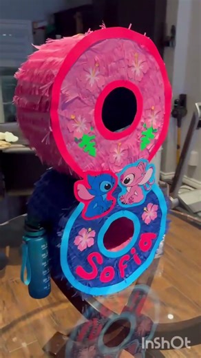 How cute is this Stitch & Angel #8 piñata?! 💙💖Perfect for a birthday celebration