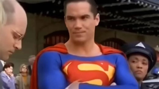Here’s the Clip When Dean Cain’s Superman Gets Busted for Being Illegal Alien
