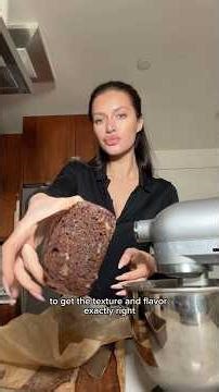 Chocolate cake that’s actually good for a woman’s health💌