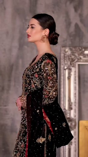 Place Ur order at *Libaasclass*  Inbox Or WhatsApp 00923350781019...