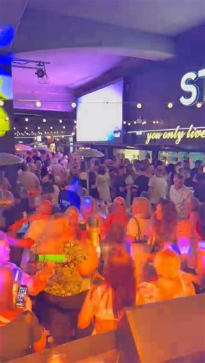 You can hear what Boro?? 🧏🧏‍♀️ That it's Kroud Karaoke tonight?? 👀🎤 7:30pm | FREE EVENT | WALK IN ONLY #STACKMiddlesbrough #kroudkaraoke | STACK Middlesbrough