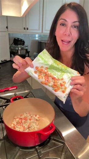 Lower Cal High Protein Lemon Chicken Soup | 54g Protein