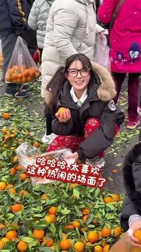 哈哈哈终于让我抢上年货啦 #咏春 #橙子 #年货 #凑热闹 #抢年货 #搞笑 #大熱門 #cosplay #質感女孩 #send #熱門 #推薦 #cute #可愛 #funny