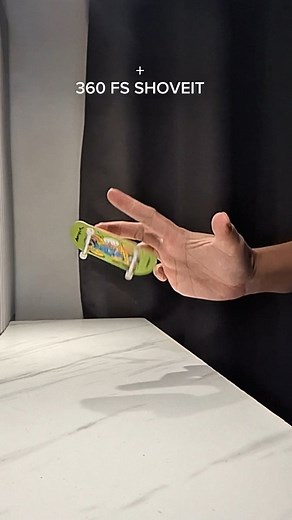 11K views · 439 reactions | Laser Double Heel #fingerboard #fingerboarding #fingerboardtricks #redneckfingerboard #blackrivertrucks #levelupbushing #riptape #papanjari | Obiro | Facebook