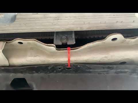 Loose Plastic Splash Shield , Screw Clip Fell Off , Dragging - Easy Fix #car