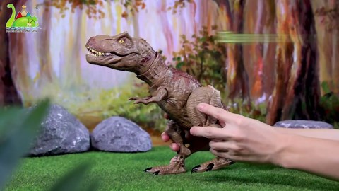 Tyrannosaurus Rex Action Figure Dinosaur Toy for Kids 3-5 & 6-8 with Continuous Spray and Vibration - Roaring & Light-Up Dino Toy with Movable Jaws and Limbs, Christmas, Birthday Gift for Kids (Brown)