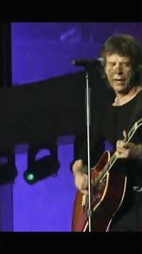 The Rolling Stones sing their melodic song She's A Rainbow 2017 pt2